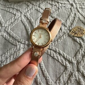 Rose Gold Watch Face w Band